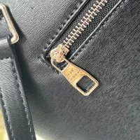 $68.00 USD Louis Vuitton AAA Quality Messenger Bags For Women #1371489