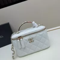 $76.00 USD Chanel AAA Quality Messenger Bags For Women #1371892