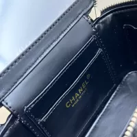 $76.00 USD Chanel AAA Quality Messenger Bags For Women #1371895