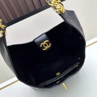 $76.00 USD Chanel AAA Quality Shoulder Bags For Women #1371935
