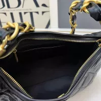 $88.00 USD Chanel AAA Quality Shoulder Bags For Women #1371985