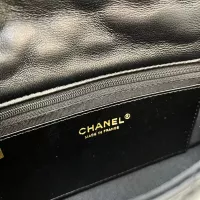 $96.00 USD Chanel AAA Quality Shoulder Bags For Women #1371998