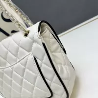 $88.00 USD Chanel AAA Quality Messenger Bags For Women #1372048
