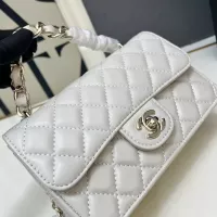 $88.00 USD Chanel AAA Quality Messenger Bags For Women #1372129