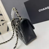 $88.00 USD Chanel AAA Quality Messenger Bags For Women #1372131