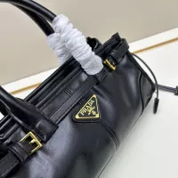 $88.00 USD Prada AAA Quality Handbags For Women #1372171