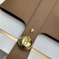 $172.00 USD LOEWE AAA Quality Shoulder Bags For Women #1372262