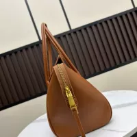 $102.00 USD Celine AAA Quality Handbags For Women #1372307