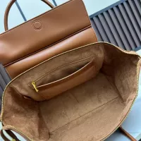 $102.00 USD Celine AAA Quality Handbags For Women #1372307