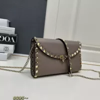 $88.00 USD Valentino AAA Quality Messenger Bags For Women #1372405
