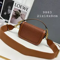 $108.00 USD Valentino AAA Quality Messenger Bags For Women #1372414