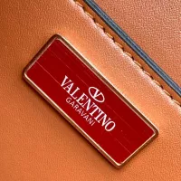 $108.00 USD Valentino AAA Quality Messenger Bags For Women #1372414