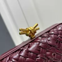 $132.00 USD Bottega Veneta BV AAA Quality Handbags For Women #1372444