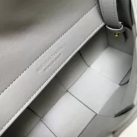 $96.00 USD Bottega Veneta BV AAA Quality Handbags For Women #1372469