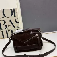 $102.00 USD LOEWE AAA Quality Messenger Bags For Women #1372499
