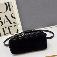 $102.00 USD LOEWE AAA Quality Messenger Bags For Women #1372500