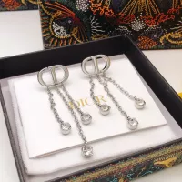 $27.00 USD Christian Dior Earrings For Women #1372803
