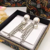 $32.00 USD Christian Dior Earrings For Women #1372818