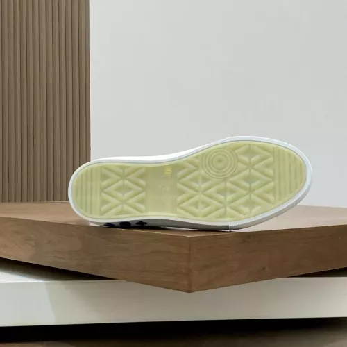 Replica Louis Vuitton High Tops Shoes For Men #1373689 $140.00 USD for Wholesale