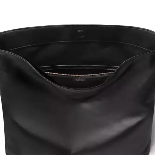 Replica Gucci AAA Quality Shoulder Bags For Women #1376298 $284.30 USD for Wholesale