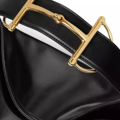 Replica Gucci AAA Quality Shoulder Bags For Women #1376300 $244.63 USD for Wholesale