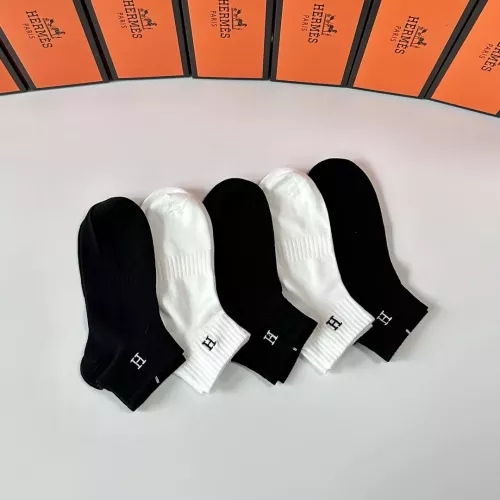Replica Hermes Socks #1377716 $29.00 USD for Wholesale