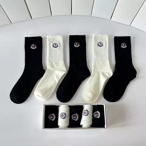 Moncler Socks #1377725