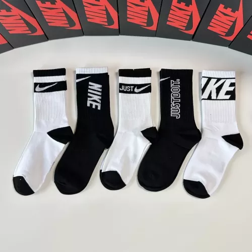Replica Nike Socks #1377792 $29.00 USD for Wholesale