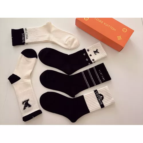 Replica Louis Vuitton LV Socks For Women #1378403 $29.00 USD for Wholesale