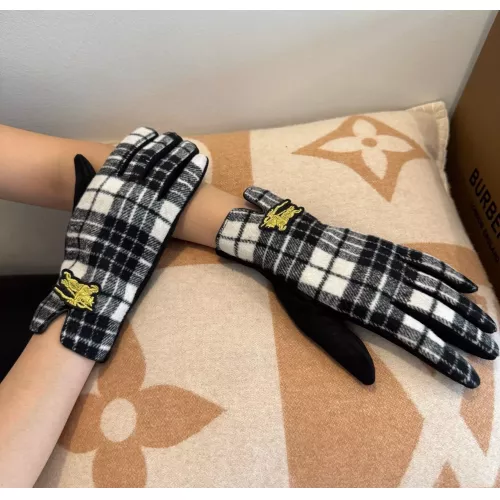 Replica Burberry Gloves #1379066 $36.00 USD for Wholesale