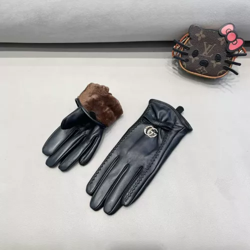 Gucci Gloves For Women #1379120
