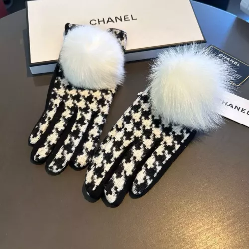Replica Chanel Gloves #1379189 $36.00 USD for Wholesale