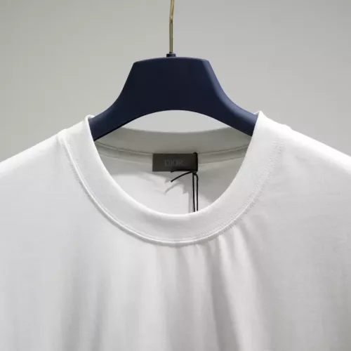 Replica Louis Vuitton LV T-Shirts Short Sleeved For Unisex #1379586 $42.00 USD for Wholesale