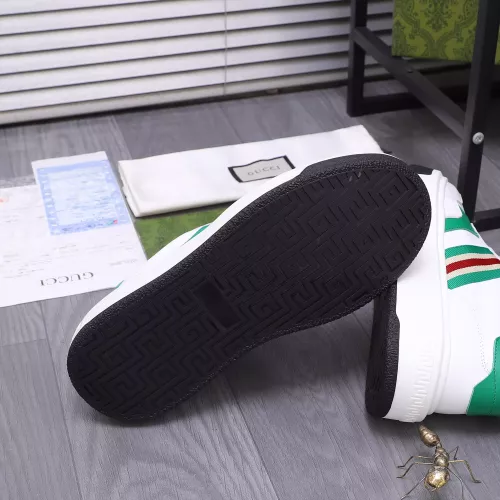 Replica Gucci Casual Shoes For Men #1381592 $88.00 USD for Wholesale