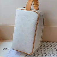 $102.00 USD Louis Vuitton AAA Quality Handbags For Women #1373224