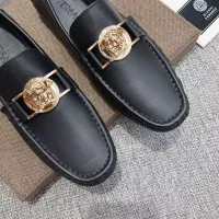 $85.00 USD Versace Leather Shoes For Men #1373573