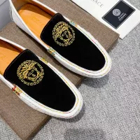 $85.00 USD Versace Leather Shoes For Men #1373577