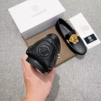 $85.00 USD Versace Leather Shoes For Men #1373579