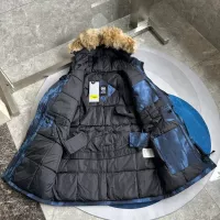 $172.00 USD Canada Goose Down Feather Coat Long Sleeved For Men #1374559
