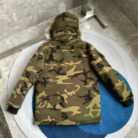 $172.00 USD Canada Goose Down Feather Coat Long Sleeved For Men #1374566