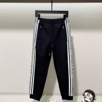 $98.00 USD Gucci Tracksuits Long Sleeved For Unisex #1375348