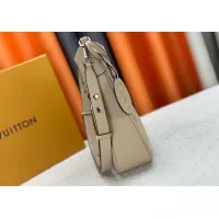 $68.00 USD Louis Vuitton AAA Quality Messenger Bags For Women #1376329