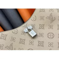 $68.00 USD Louis Vuitton AAA Quality Messenger Bags For Women #1376329