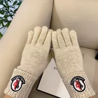 $38.00 USD Moncler Gloves #1377816