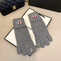 $38.00 USD Moncler Gloves #1377818