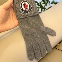 $38.00 USD Moncler Gloves #1377818