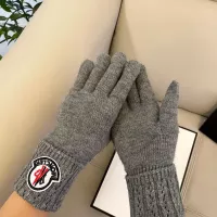 $38.00 USD Moncler Gloves #1377818