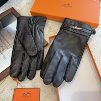 $56.00 USD Hermes Gloves For Men #1379019