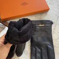 $56.00 USD Hermes Gloves For Men #1379019