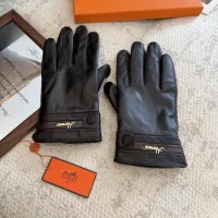 $56.00 USD Hermes Gloves For Men #1379019